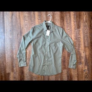 Brand New H&M Easy-Iron Button-Up Shirt Med